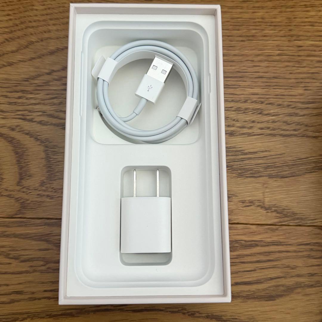 美品 iPhone 8 64GB SIMロックなし バッテリー最大容量100%