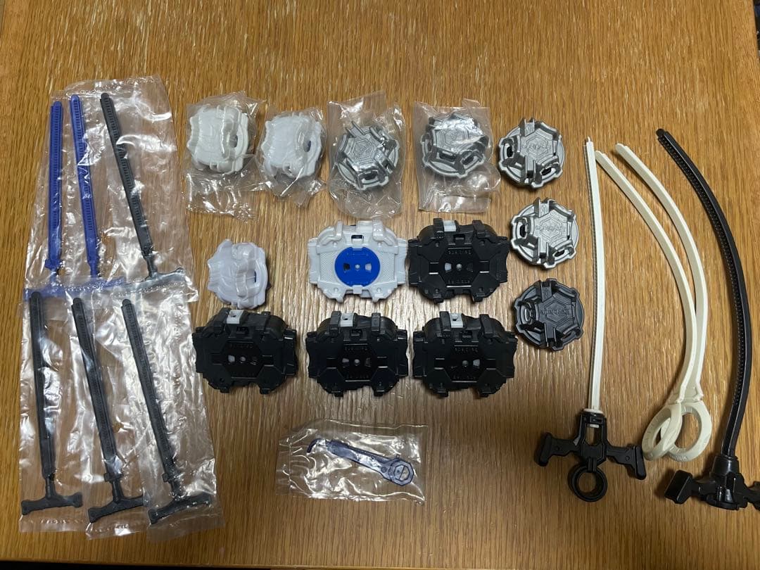 【まとめ売り】ベイブレードバースト　本体＆ランチャーセット