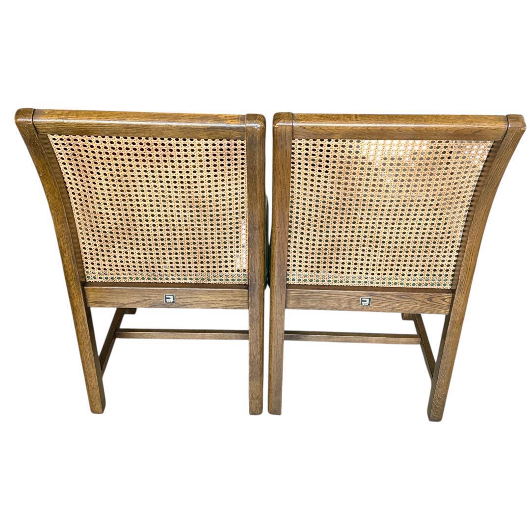 老舗高級家具メーカーである「コスガ（KOSUGA）」ダイニングチェア2脚