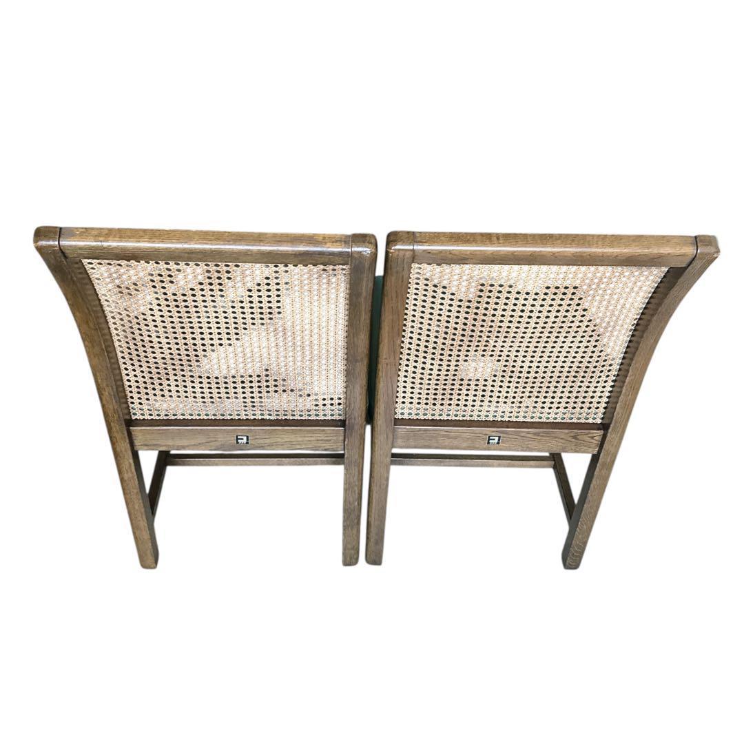 老舗高級家具メーカーである「コスガ（KOSUGA）」ダイニングチェア2脚