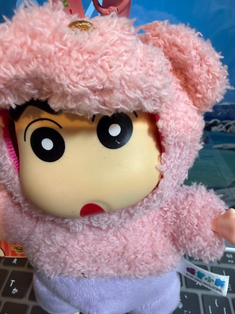 クレヨンしんちゃん　フィギュア　4個まとめ売り