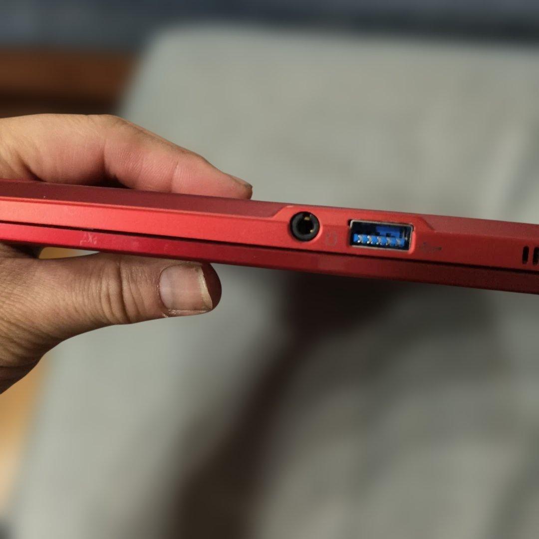 【ジャンク】富士通FMV LIFEBOOK UH90/L Red タッチパネル