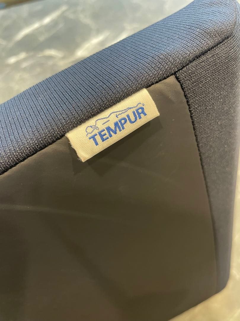 TEMPUR シートクッション　ネイビー