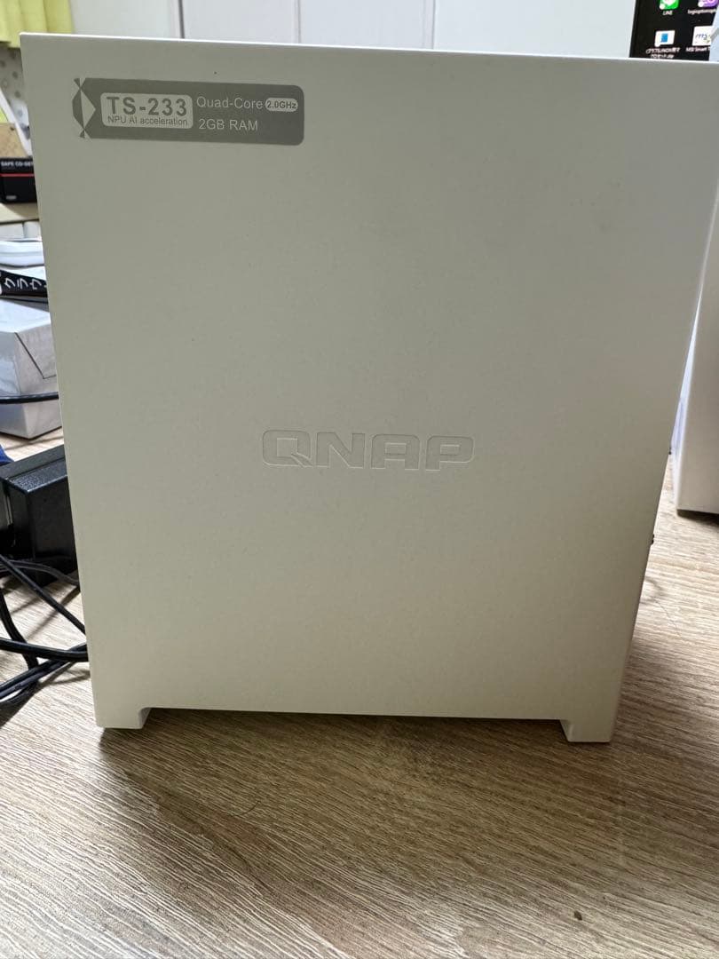 外付けハードディスク・ドライブ QNAP TS-233 NAS 2GB RAM