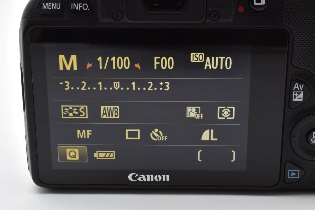 Canon EOS Kiss X7 ボディ