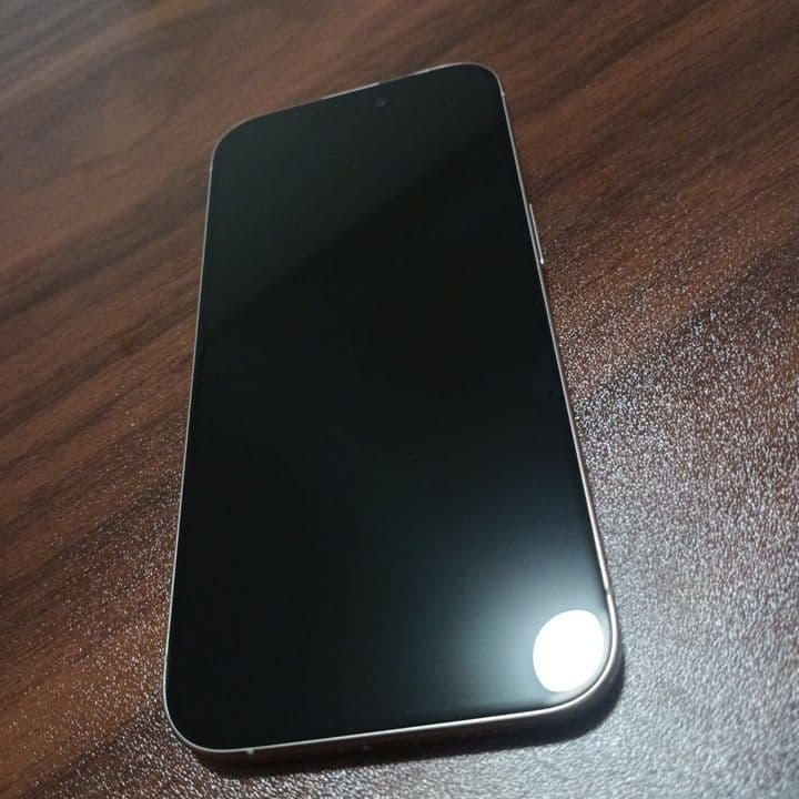 iPhone15Pro 128GB　本体　バッテリー86％　SIMフリー　白