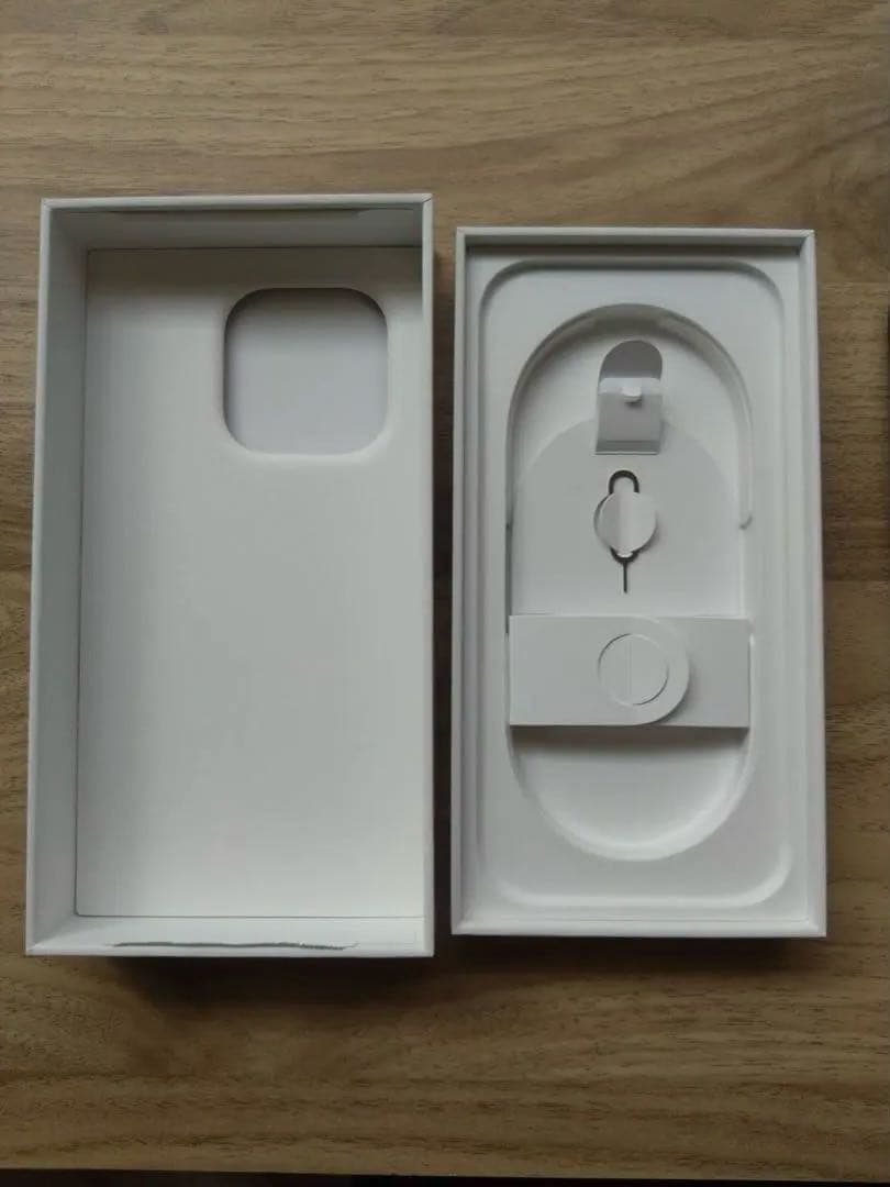 Apple iPhone 16Pro ブラック 箱付き