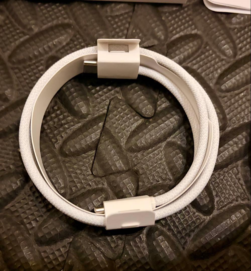 AirPods Pro2 本体 充電ケース・充電コード付