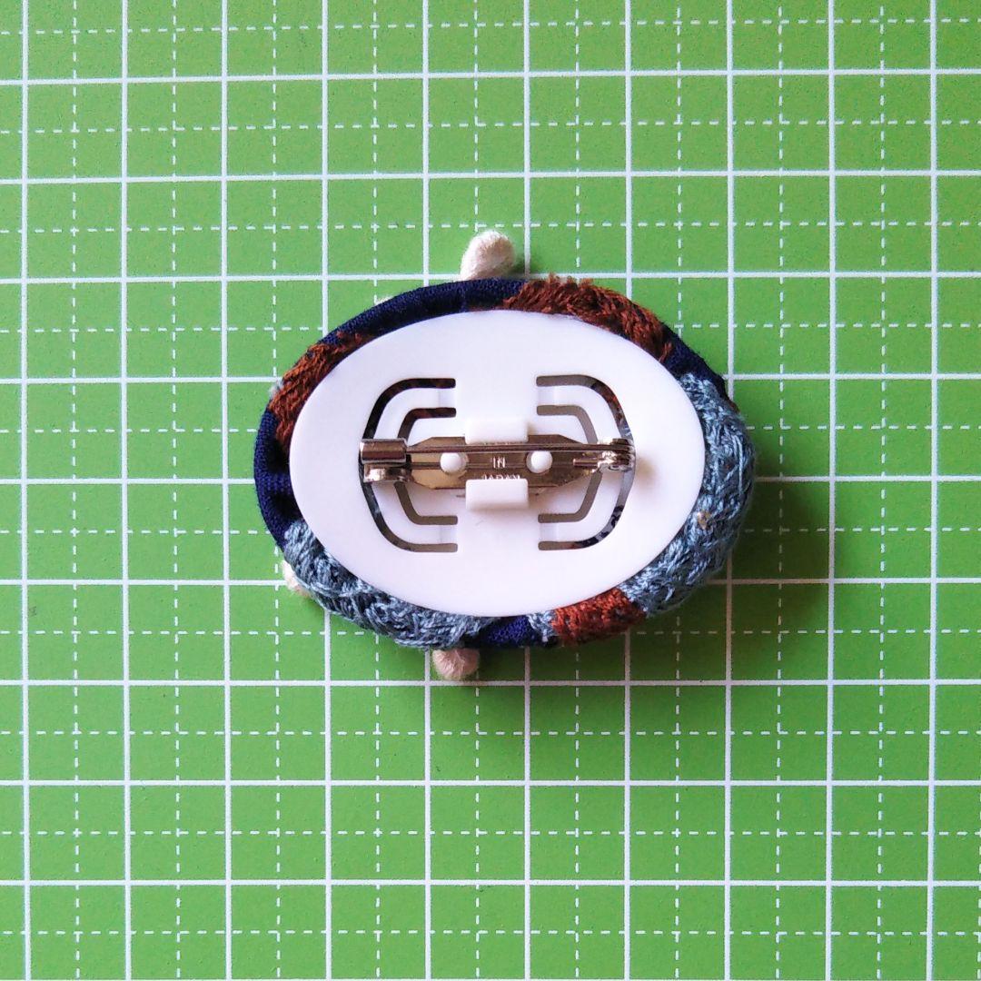 商談中⑥8ミナペルホネン ハンドメイド ブローチアクセサリー