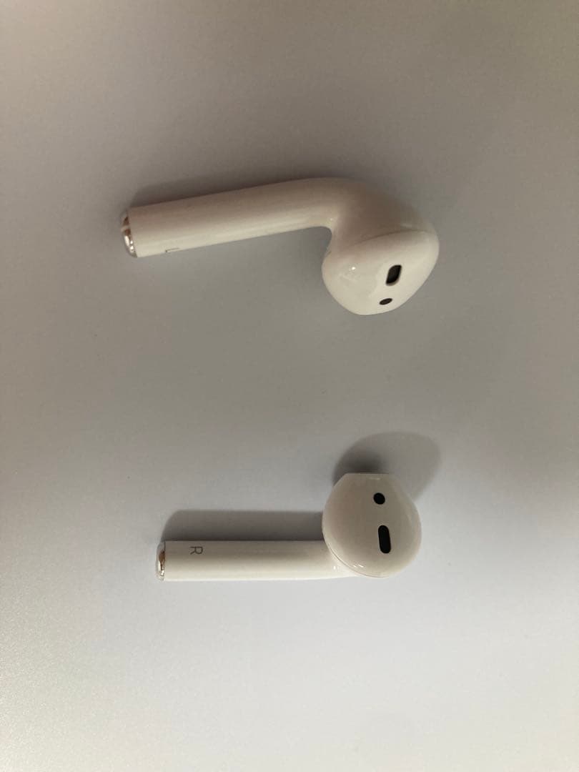 値下げ/AirPods第二世代 本体 ホワイト 充電ケース付き