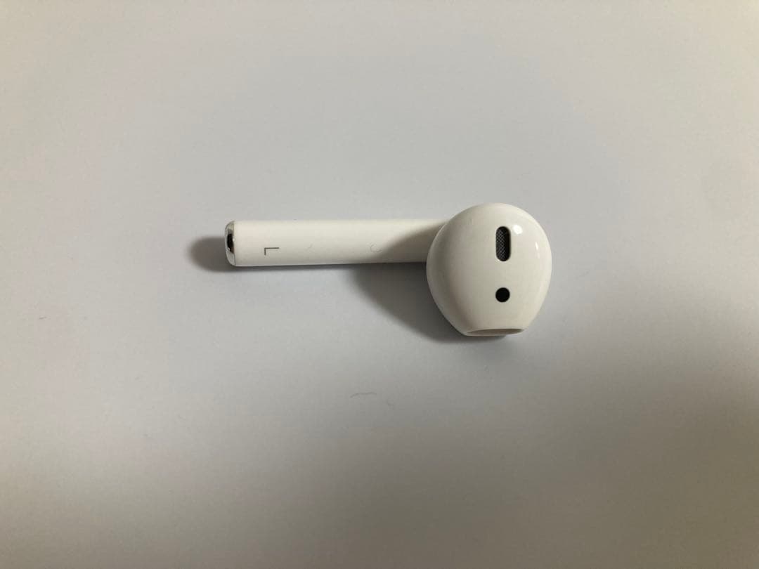 値下げ/AirPods第二世代 本体 ホワイト 充電ケース付き