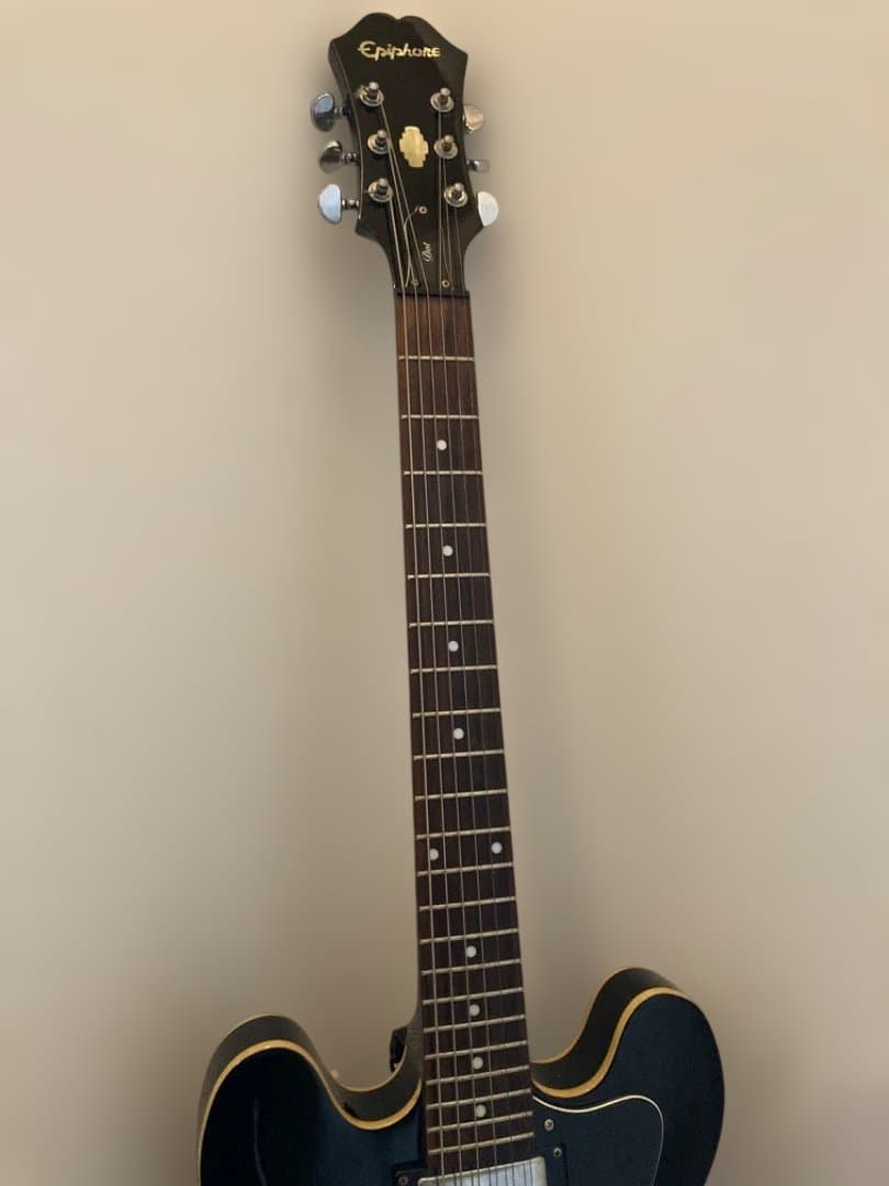 エピフォン　dot Epiphone セミアコ