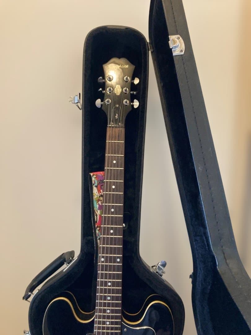 エピフォン　dot Epiphone セミアコ