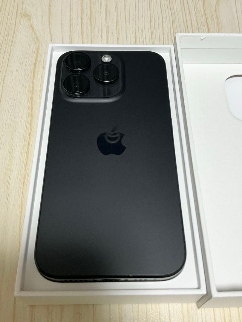 Apple iPhone 15 Pro SIMフリー版 128GB ブラック