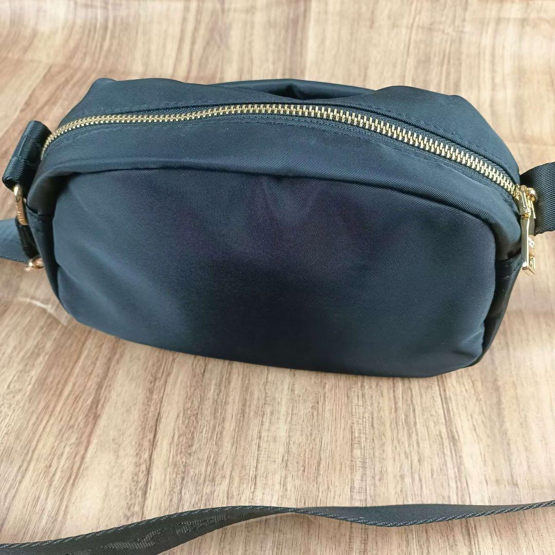 PRADA ノベルティ ブラック ショルダーバック ナイロン prd4
