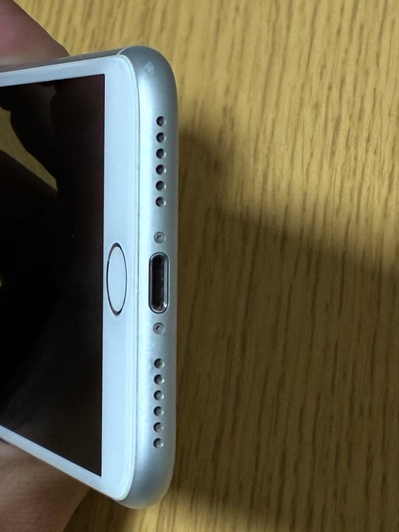 【美品✨】　Apple iPhone8 64GB シルバー