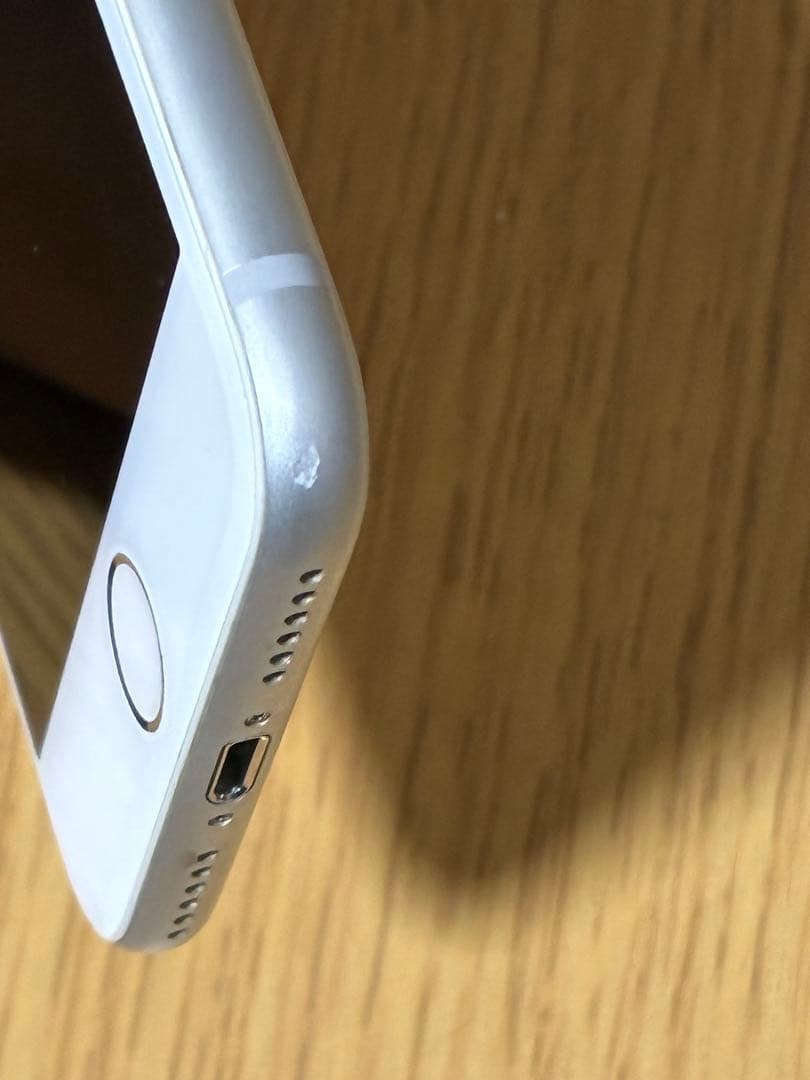 【美品✨】　Apple iPhone8 64GB シルバー