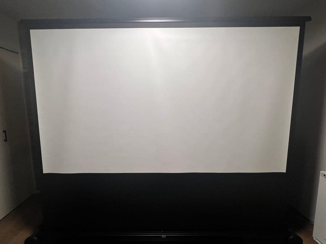 EPSON　ホームプロジェクター　EH-TW6250＋スクリーン、HDMI