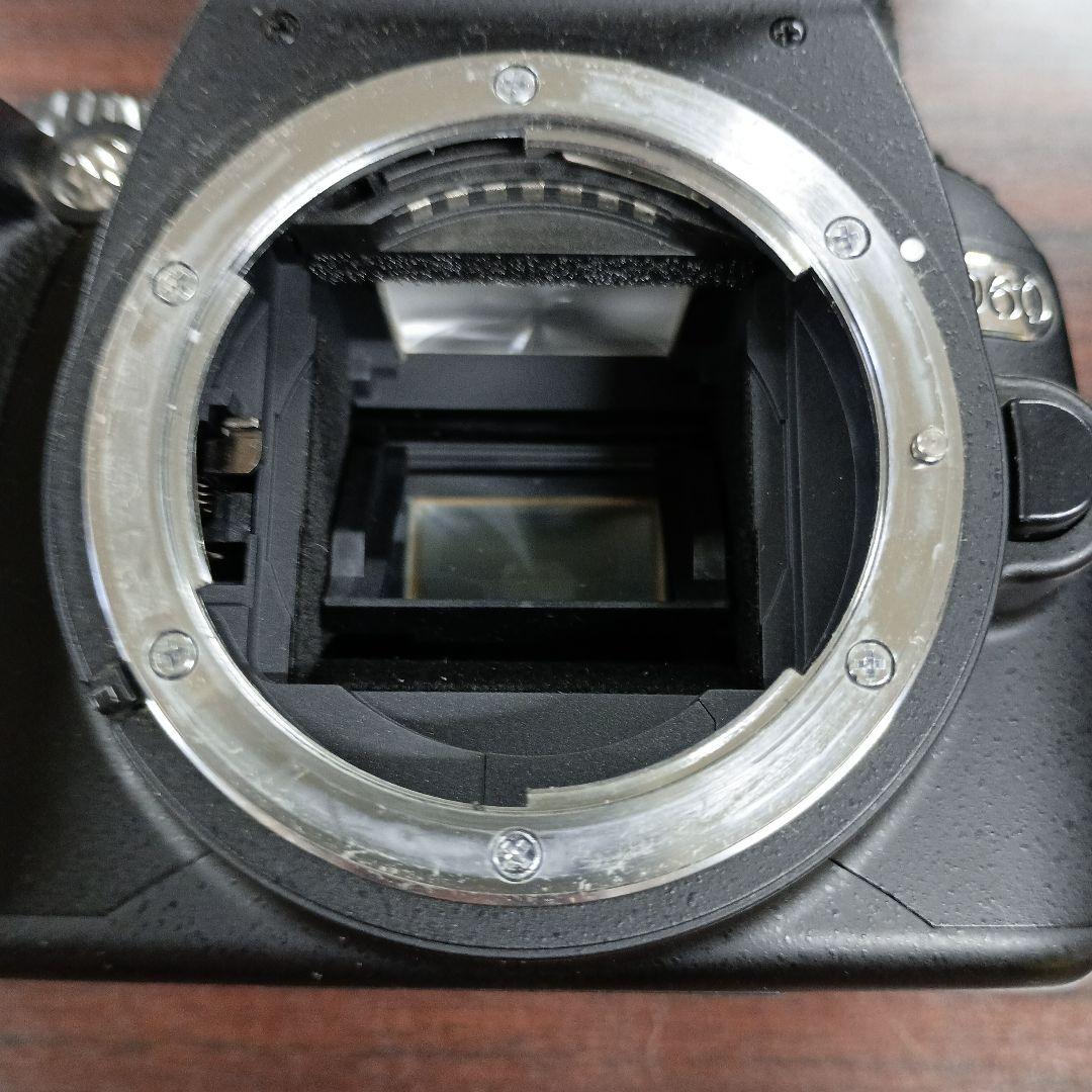 Nikon D60 デジタル一眼レフカメラ　デジイチ入門機
