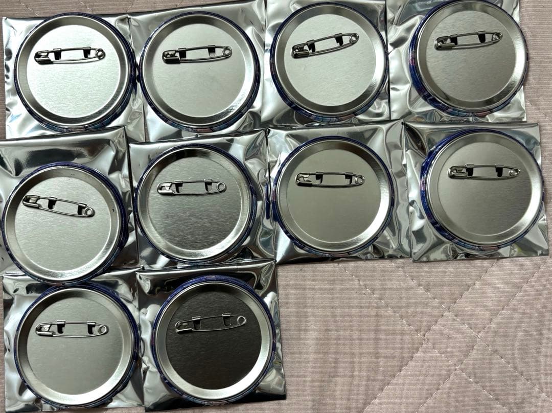 いれいす　ほとけ　活動4周年記念　缶バッジ１０点