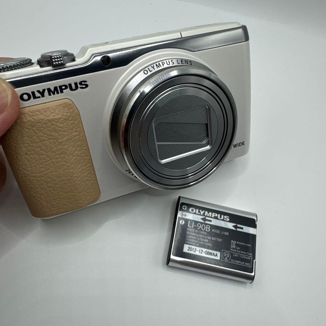 【動作品】OLYMPUS カメラ STYLUS SH-60 ホワイト　カバー付き