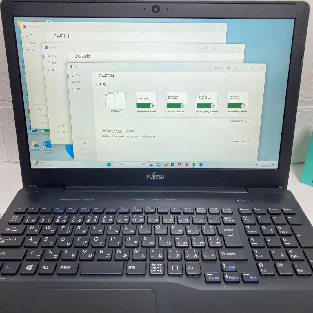 Windows11オフィス2024年　SSDメモリ8GB 美品　富士通ノートPC