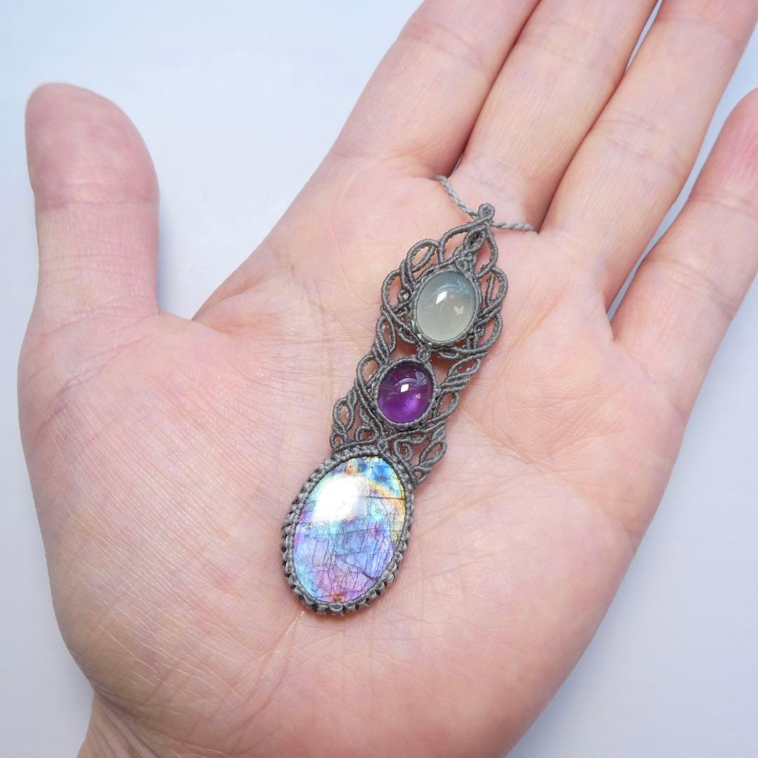 美麗ラブラドライト・アメジスト・カルセドニーのマクラメネックレス