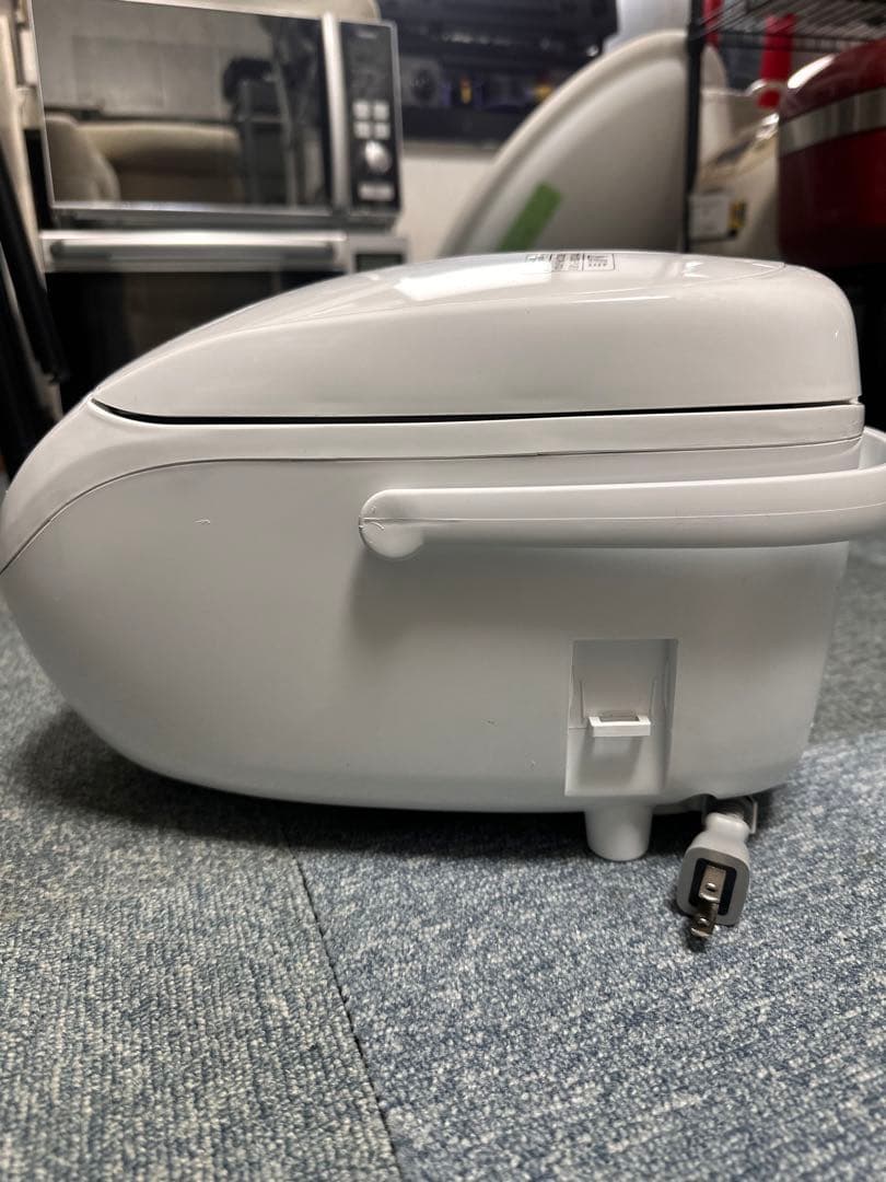 YAMADA SELECTマイコンジャー炊飯器 型番：YEC-M10G1
