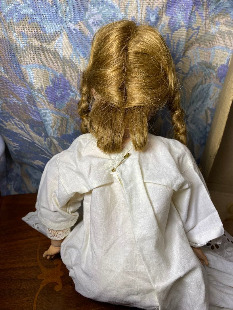 28480円、専用です。青い瞳、アンティーク　ビスクドール