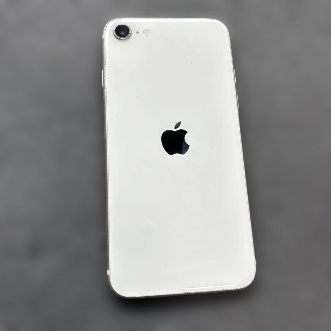Apple iPhone SE 第3世代　本体64GB SIMフリー箱、ケーブル