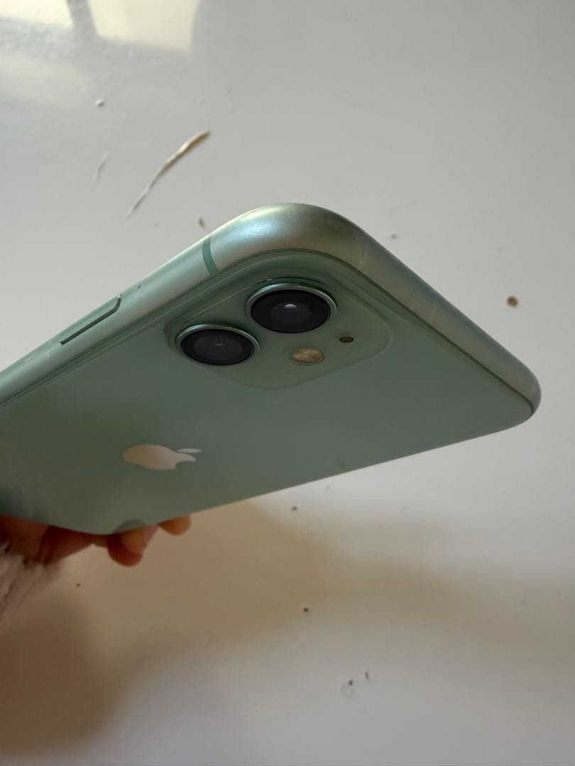 かんなiPhone11 64G 中古　SIMフリー　未使用ガラスフィルム