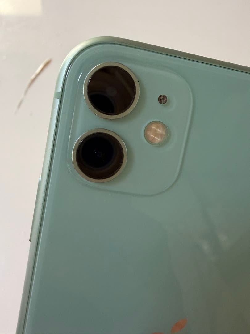 かんなiPhone11 64G 中古　SIMフリー　未使用ガラスフィルム