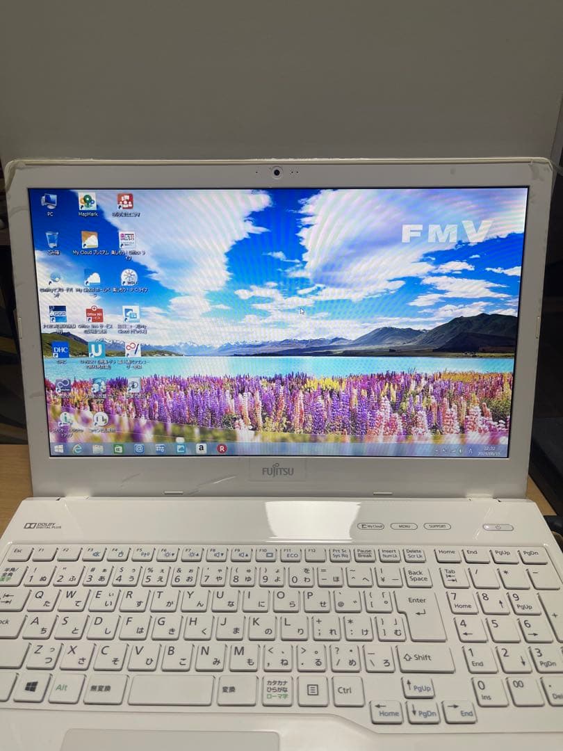Fujitsu ホワイト ノートPC 15.6インチ LIFEBOOK AH42