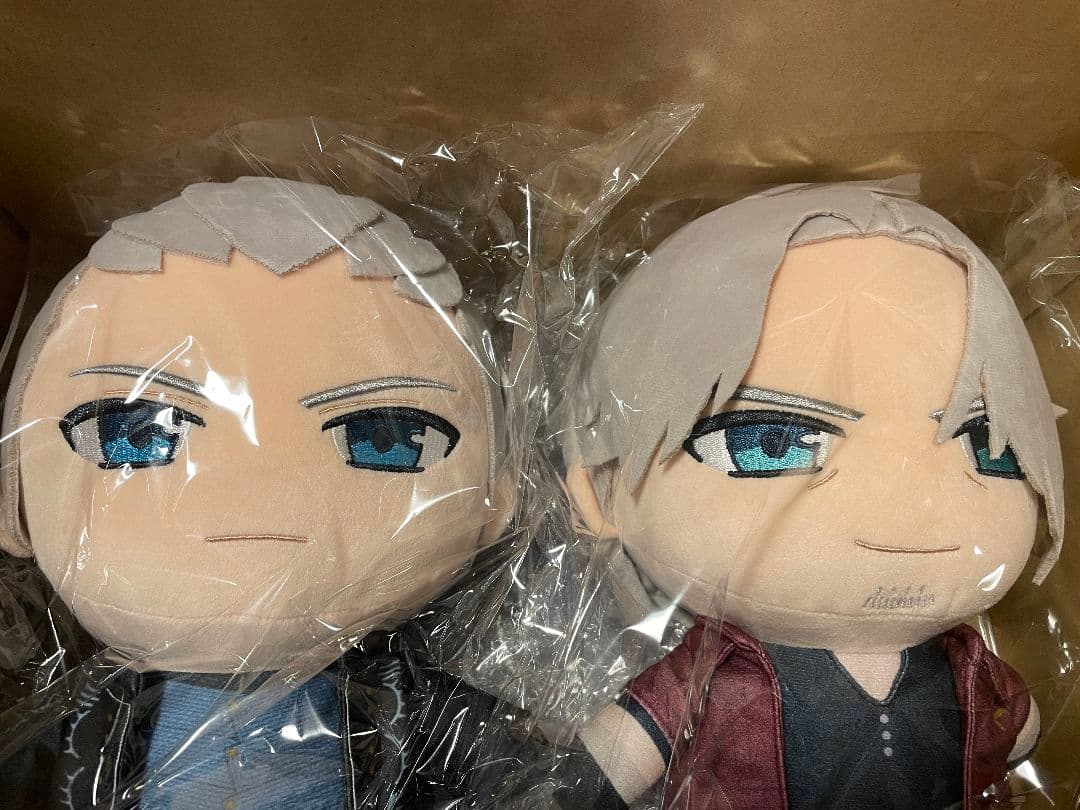 カプくじ　デビルメイクライ　DMC　Devil May Cry 5 ぬいぐるみ
