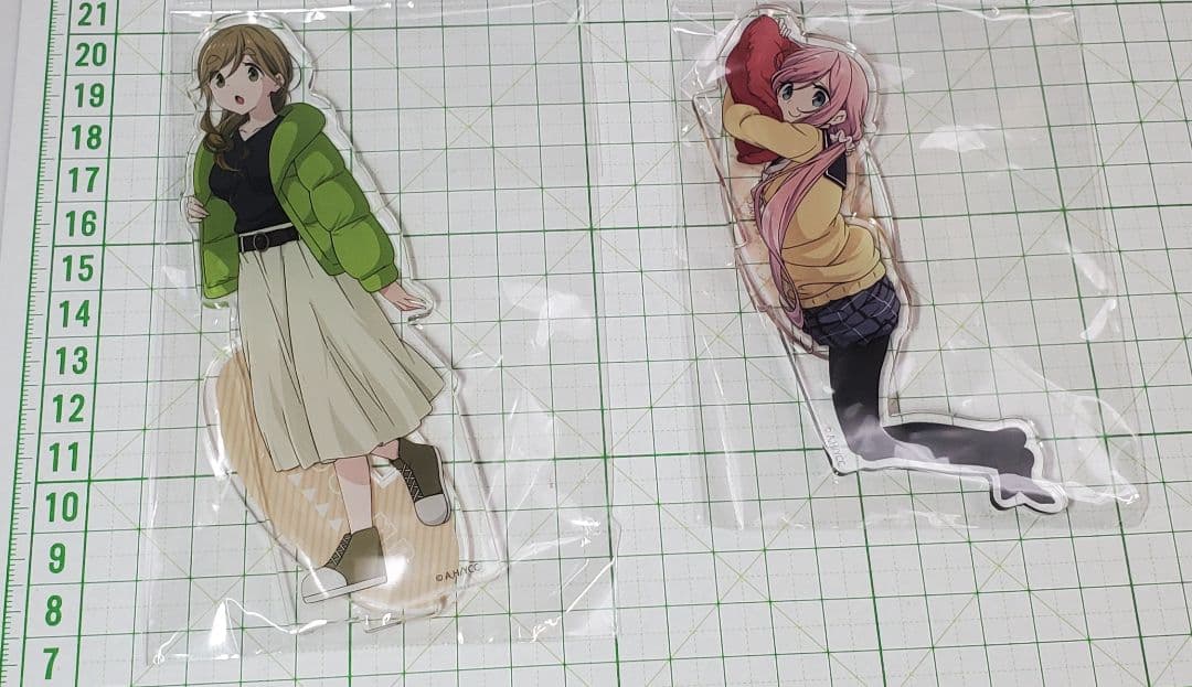 ゆるキャン△　各務原なでしこ等　アクリルスタンド