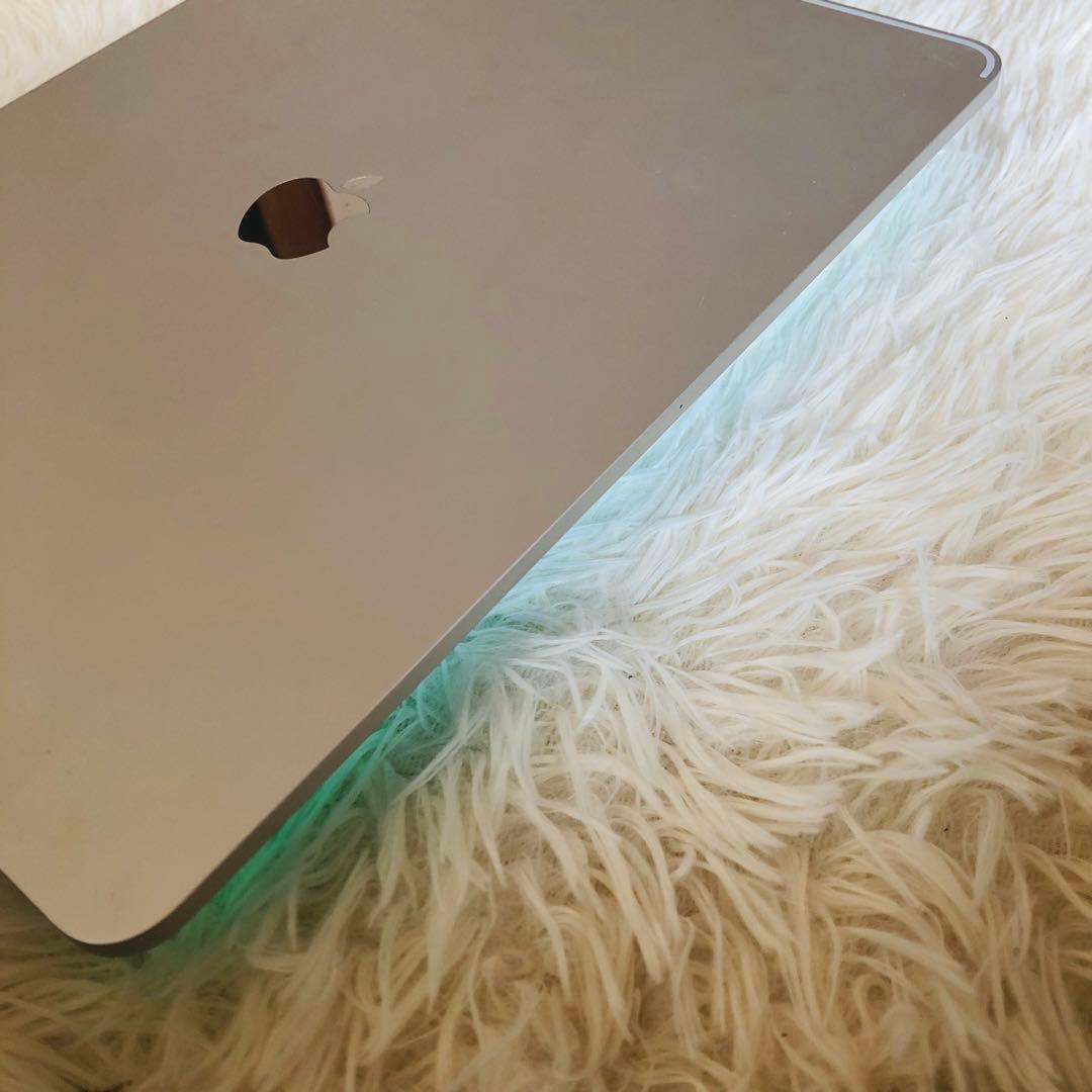 【7/13販売終了】iPad Pro 12.9 第3世代 256GB