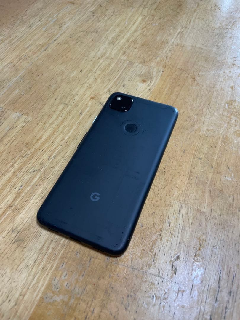 Google pixel4a 動作確認済　128G spigenケース付き
