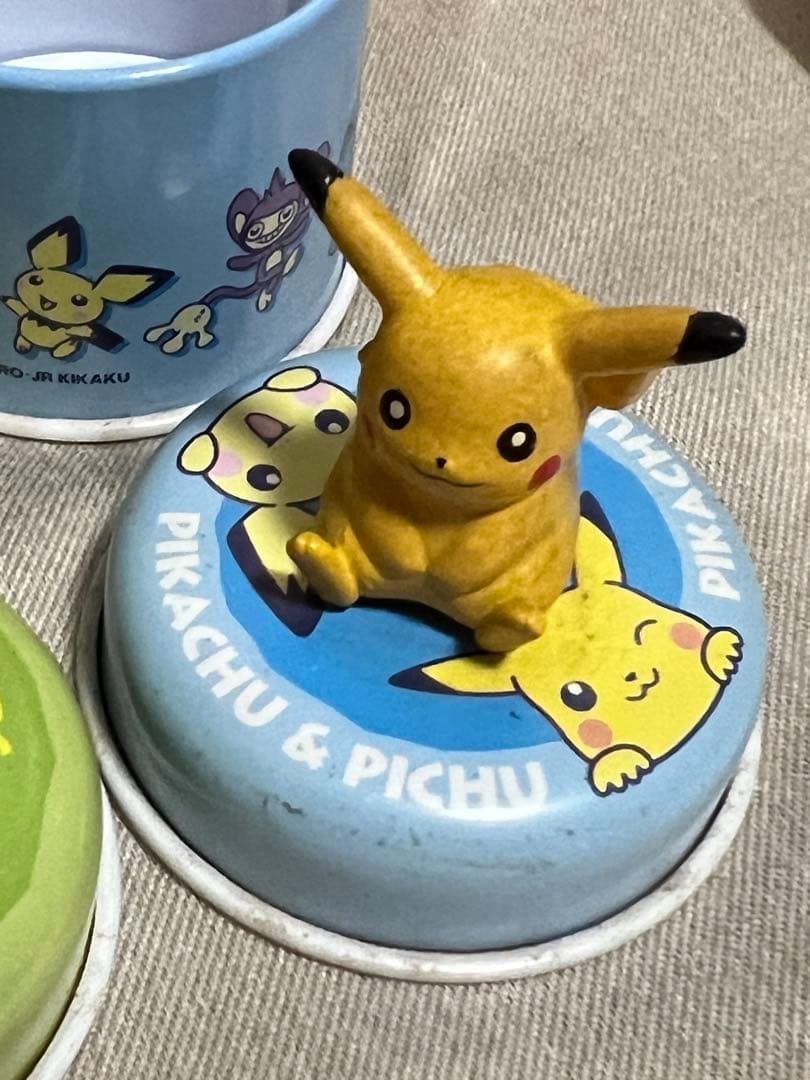【初期レア品】ポケモンセンターお菓子缶　フィギュア缶