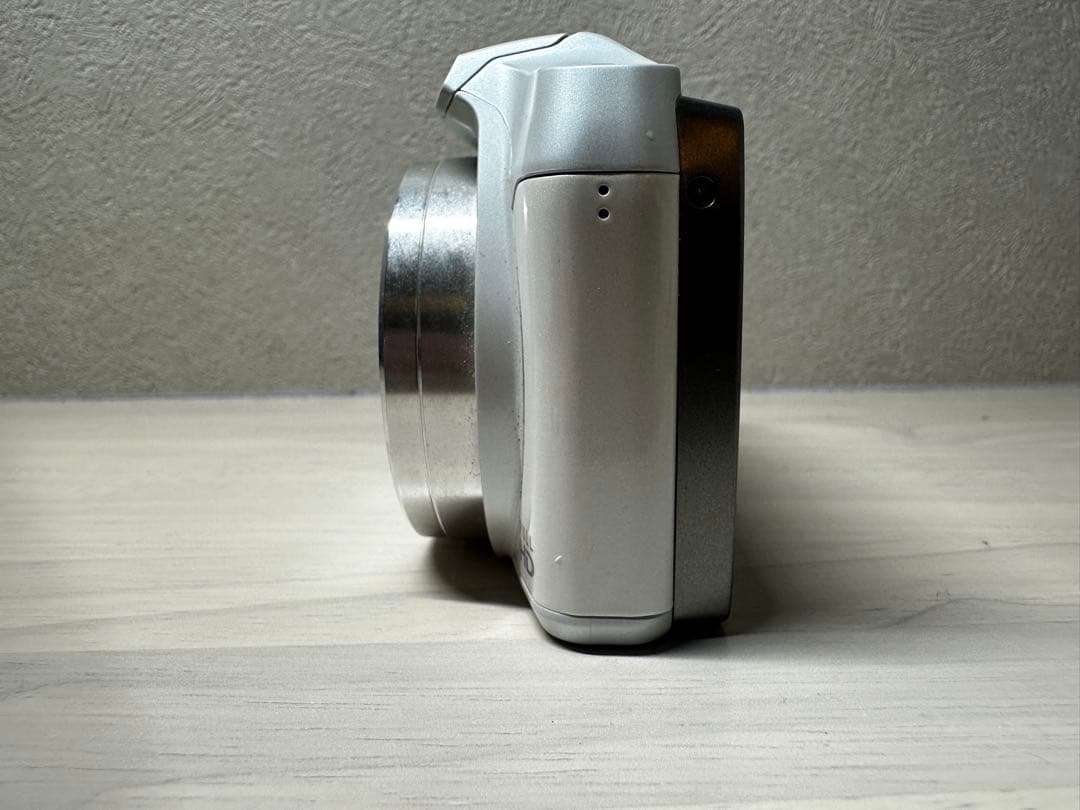 完動品【美品】OLYMPUS SZ-16 デジタルカメラ オリンパス ホワイト