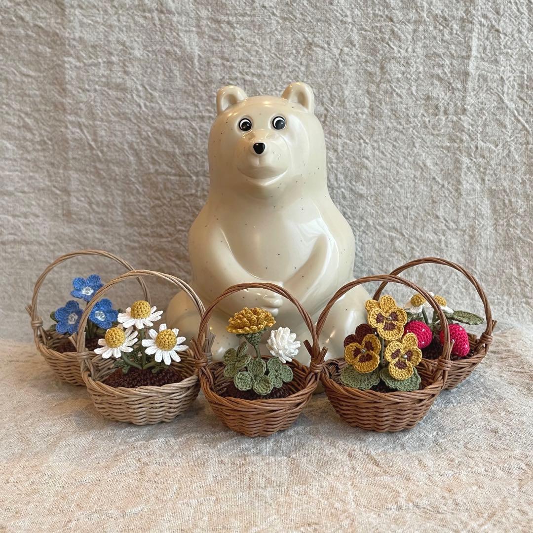 【cocoa様 リクエスト】しろくま貯金箱　お花