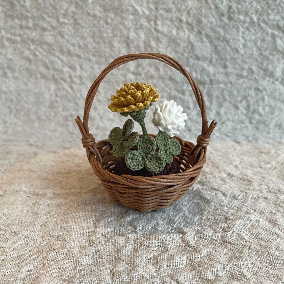【cocoa様 リクエスト】しろくま貯金箱　お花