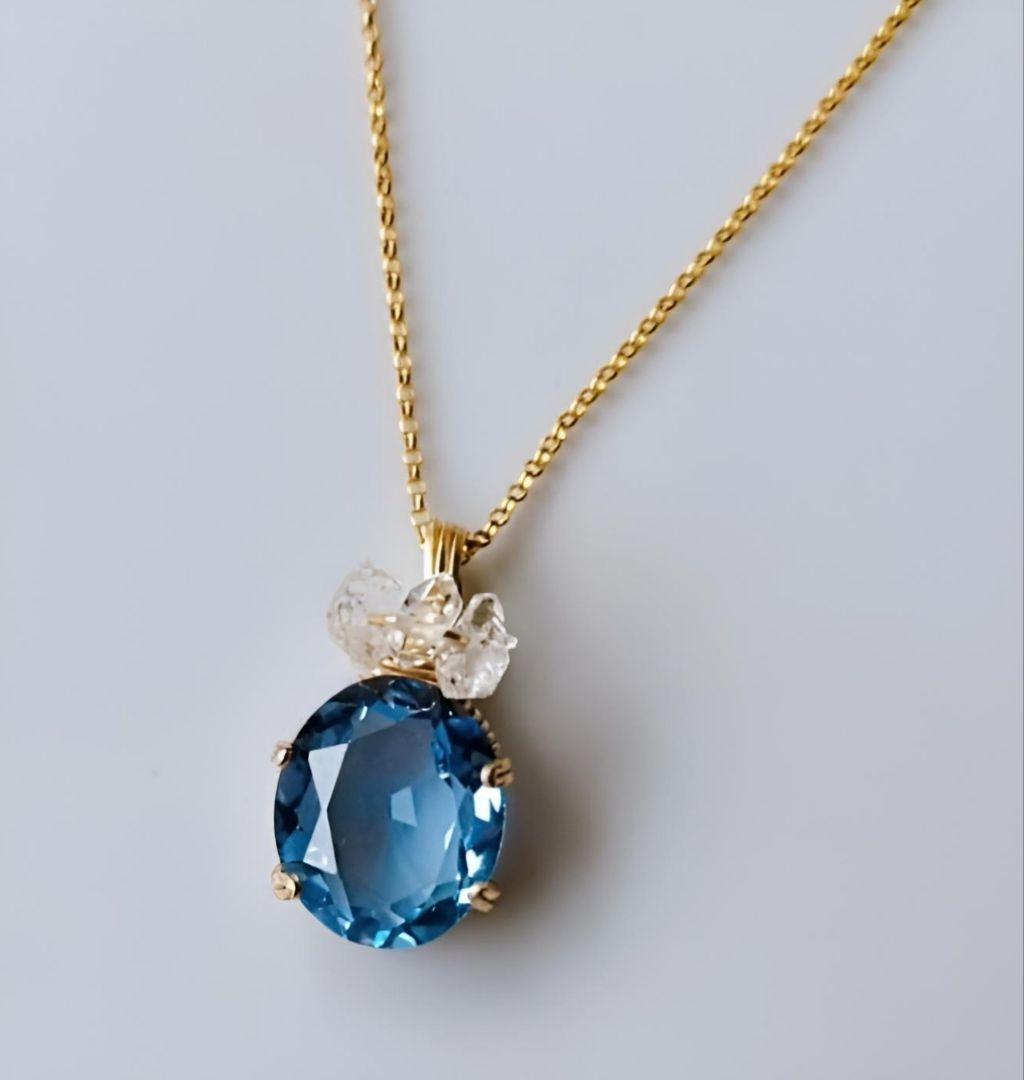 Kgf14 宝石ルース スイスブルートパーズ ファセット 爪留め ペンダント