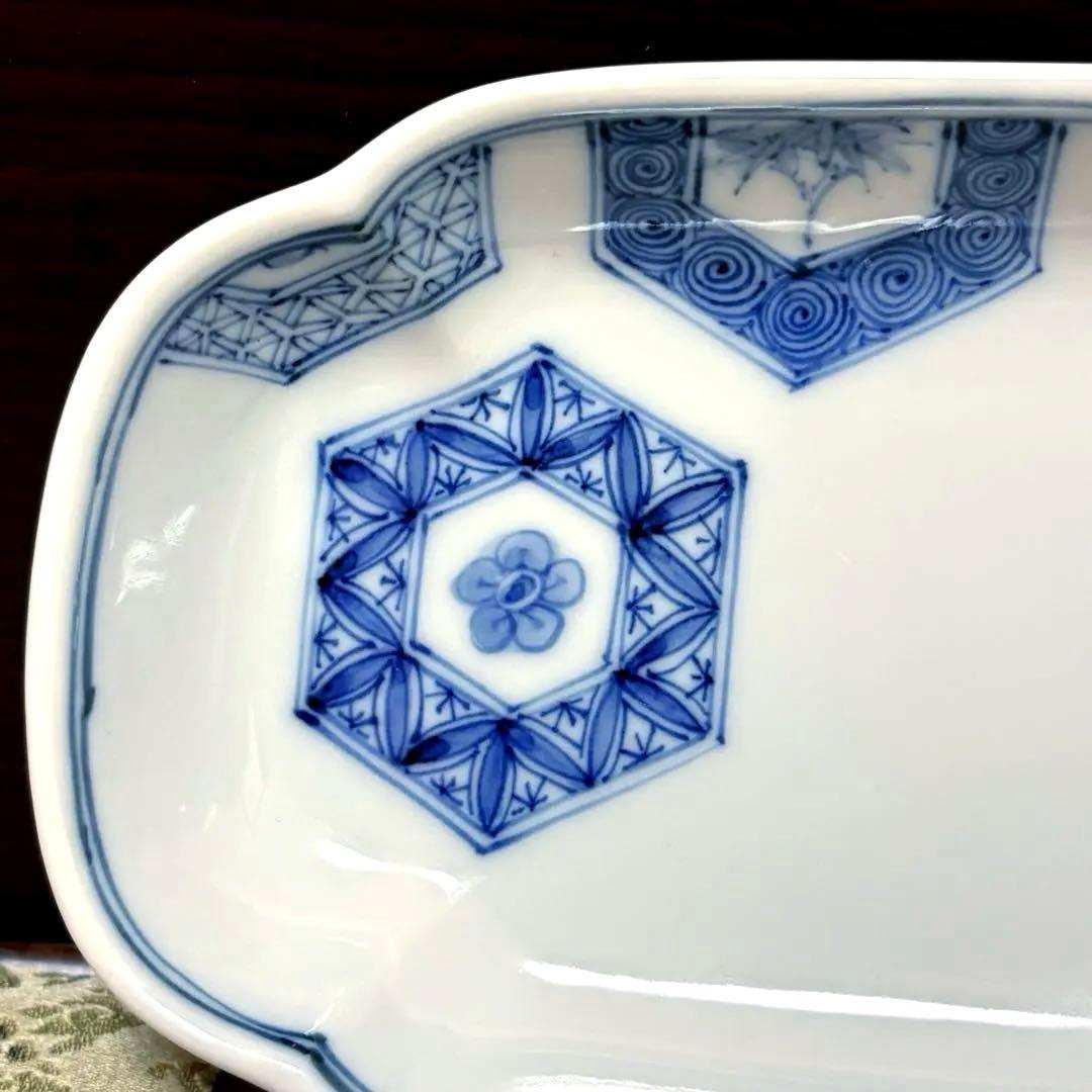 中古美品✨九谷焼 宮内庁御用達 長左窯 青華祥瑞小紋 輪花長皿✨中皿 山本長左