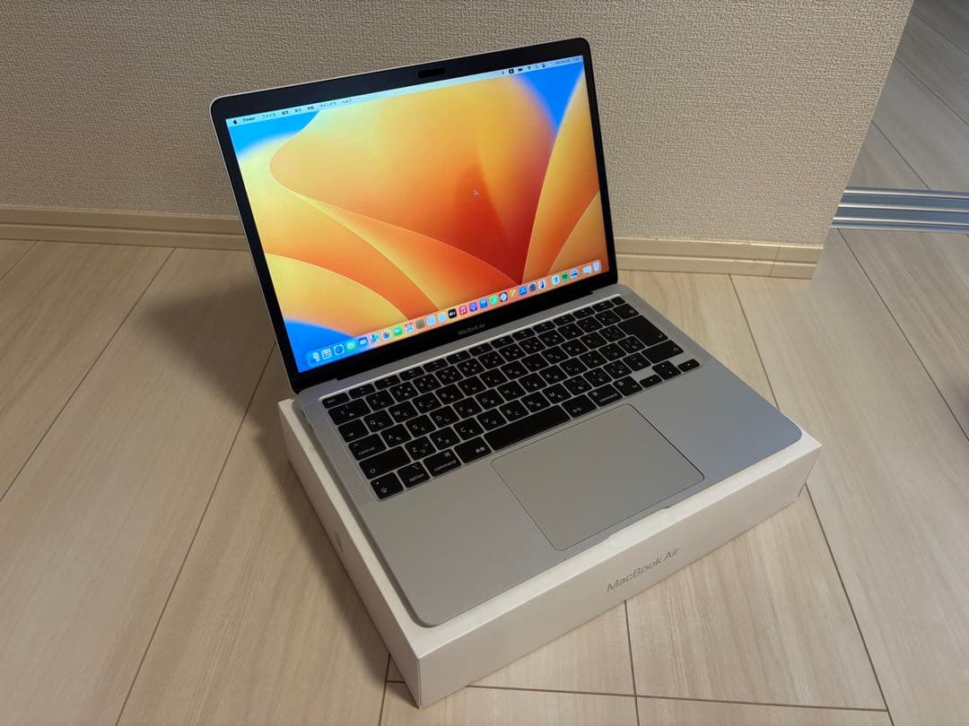 Jun　Apple MacBook Air 13インチ