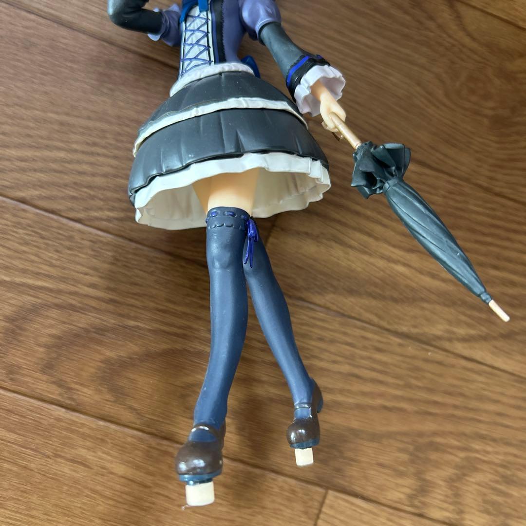 小鳥遊六花 ゴシックドレス　フィギュア