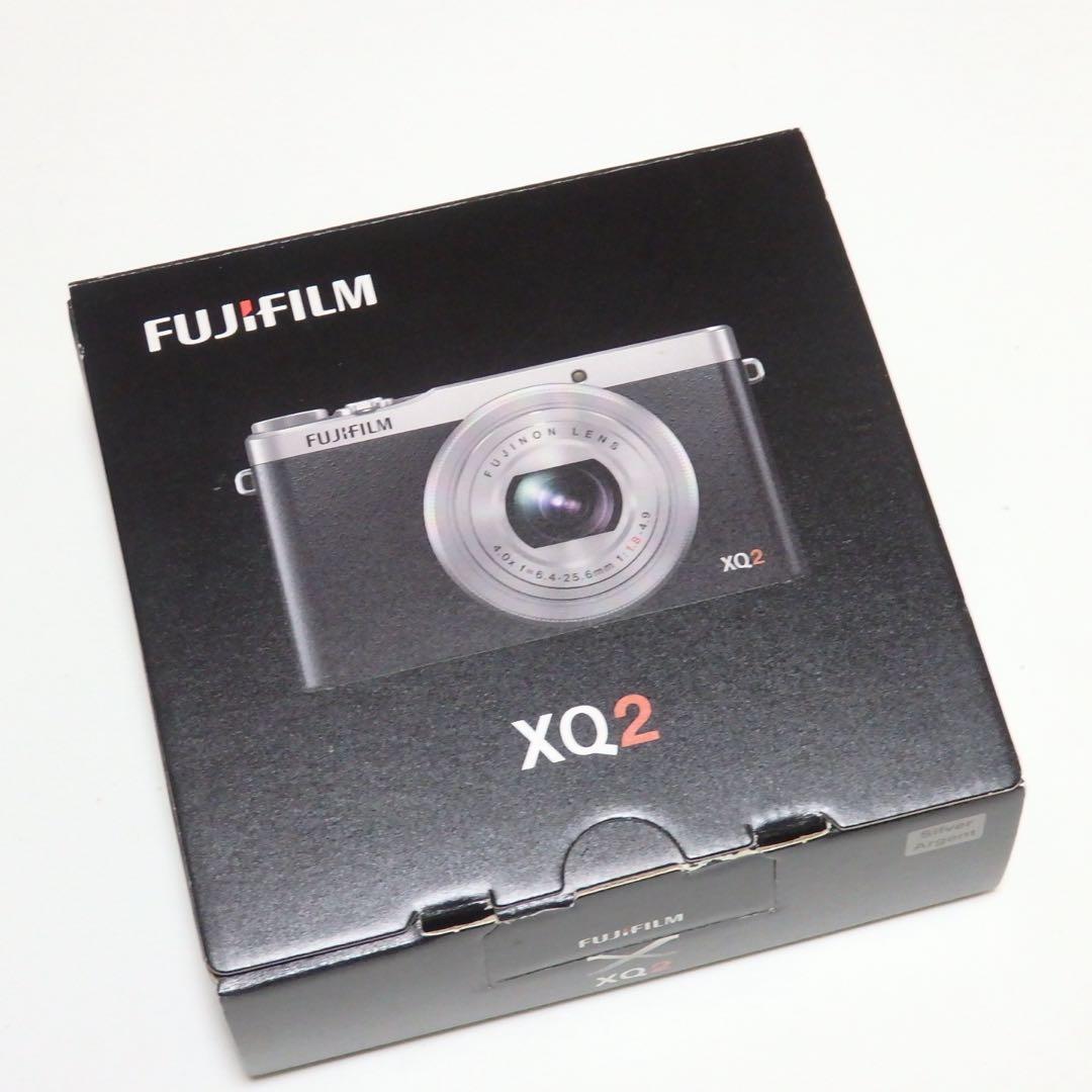 動作確認済　Fujifilm XQ2 シルバー　フジフイルム