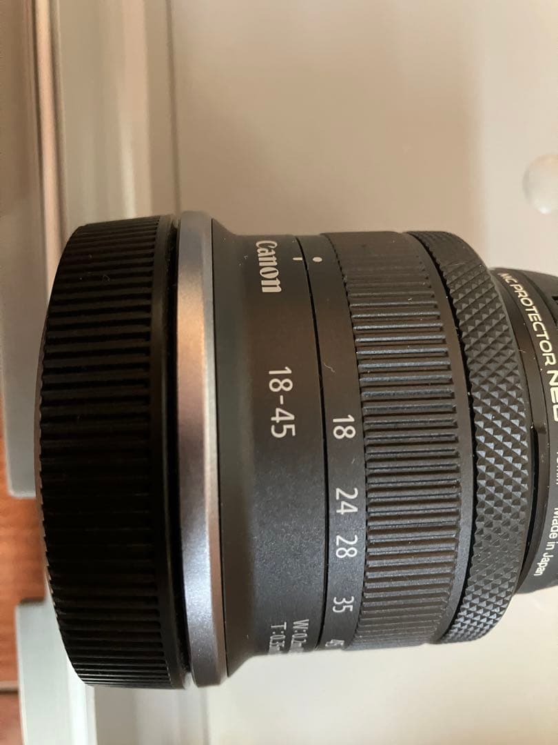 【美品】CanonキヤノンRF-S18-45mm F4.5-6.3 IS STM