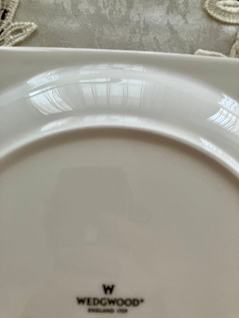 【SALE】廃盤 ウェッジウッド ワイルドストロベリー スクエア プレート