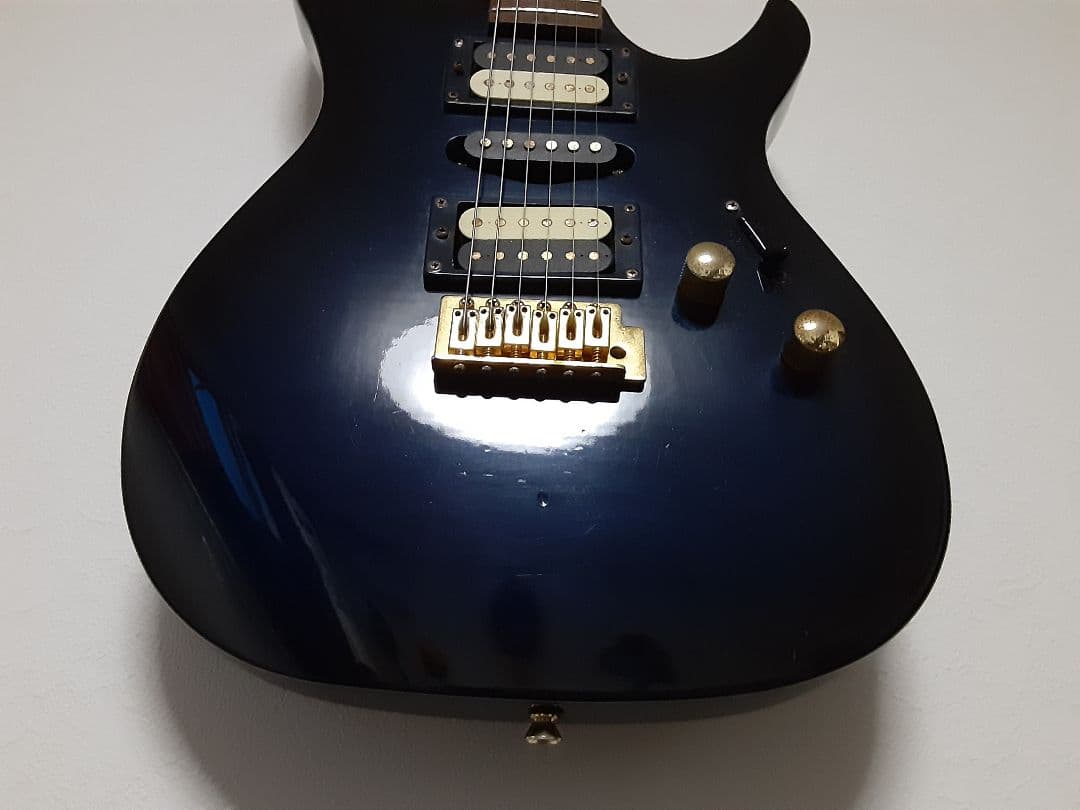 メルカリ便　anboy アンボイ　エレキギター　弦新品　ソフトケース付き