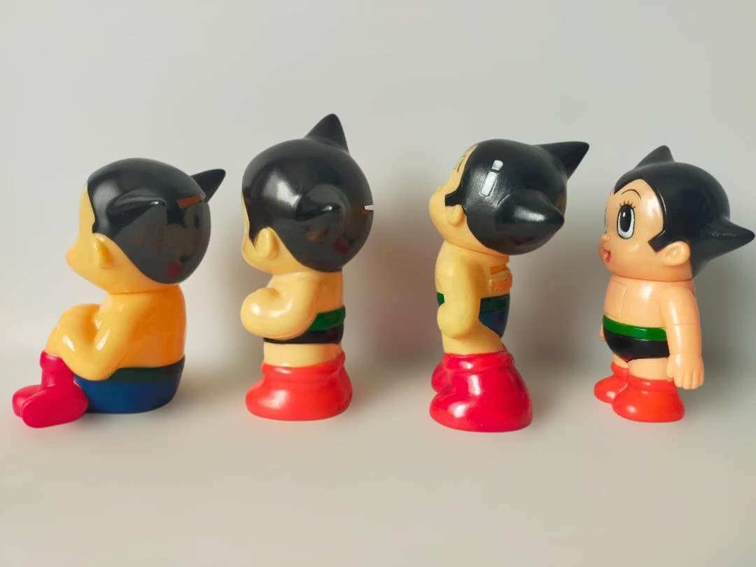 鉄腕アトム　ソフビ貯金箱　4個